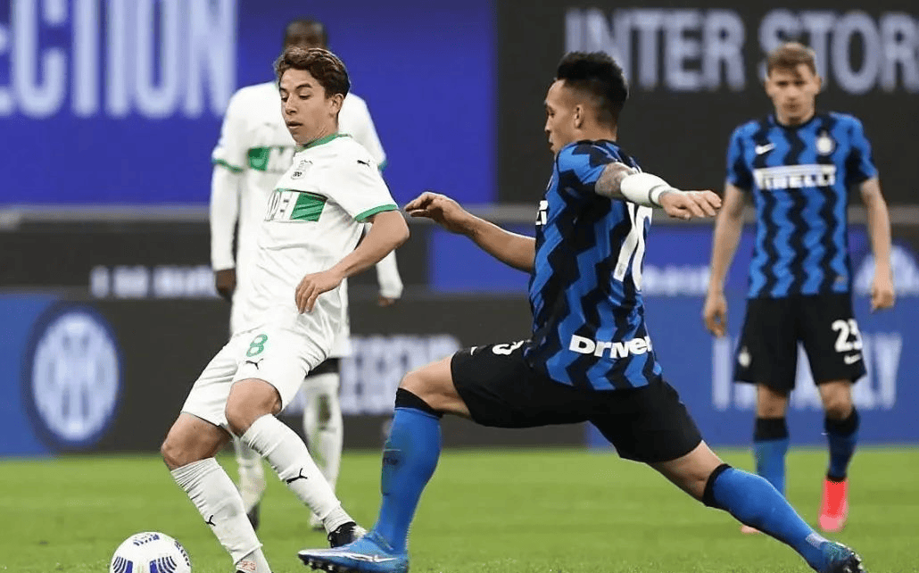 萨索罗客场绝平，黑马军团惜败而归的简单介绍