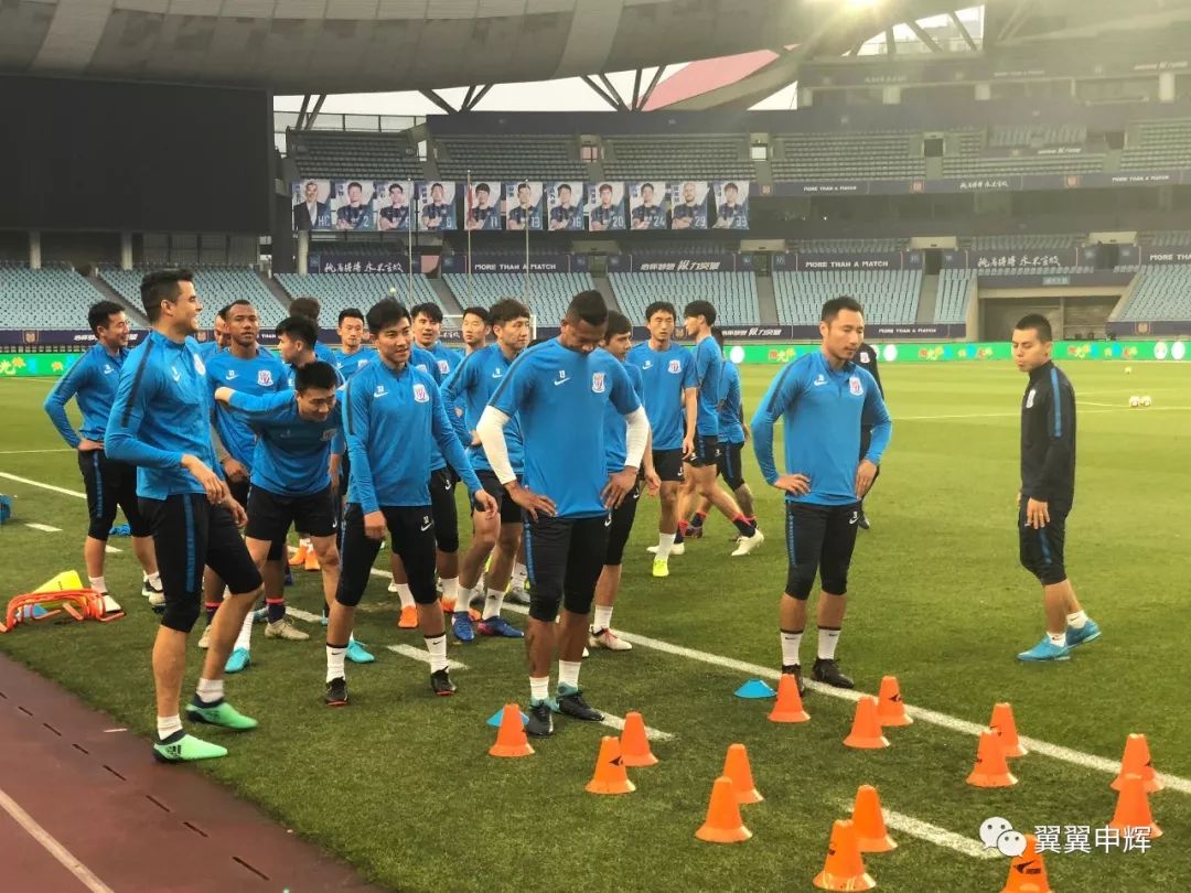 爱游戏体育官网-河南男篮全力以赴，球队永不放弃拼搏！