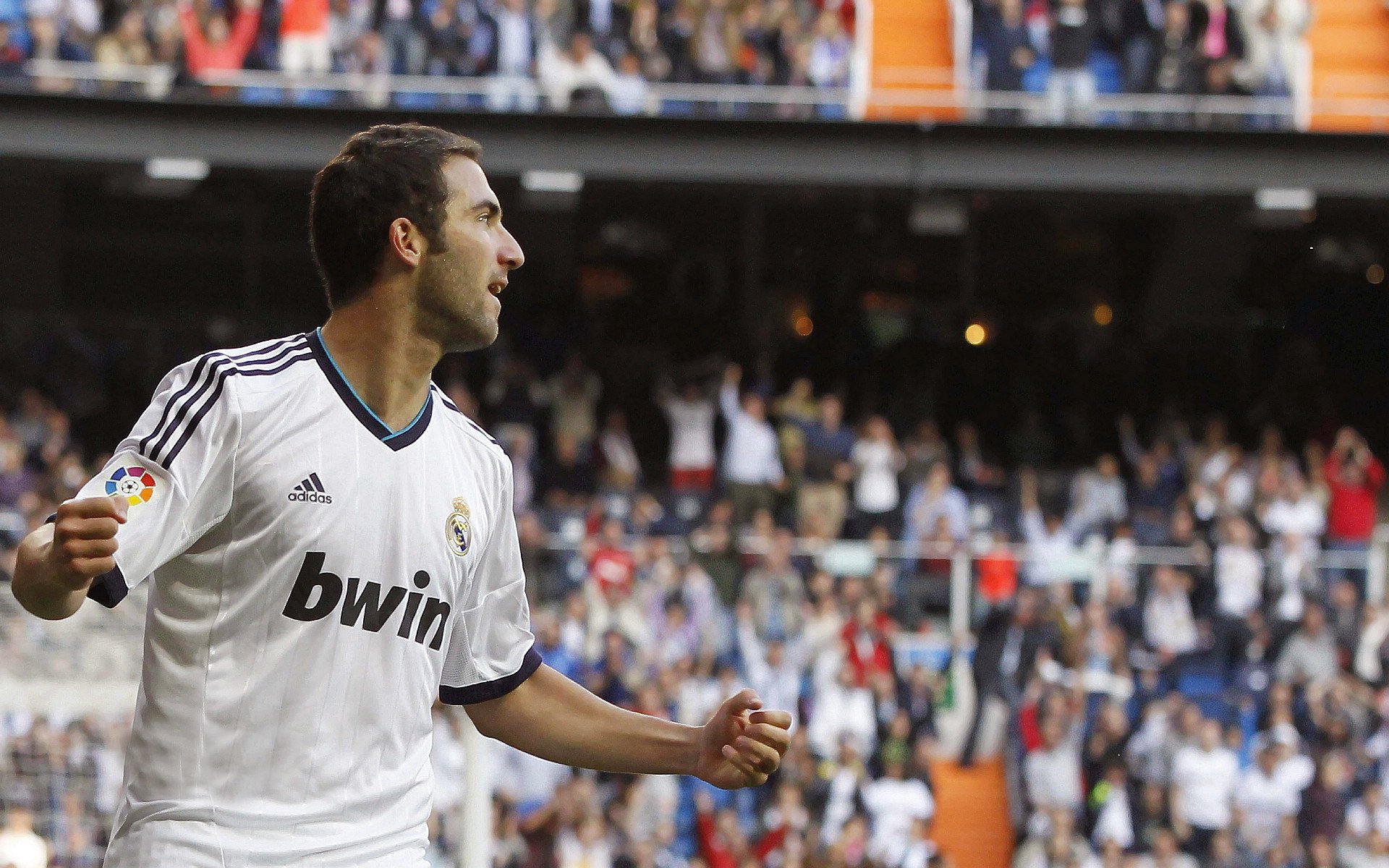 北欧风暴席卷波斯湾,马丁内利关键一击,瑞典横扫伊拉克